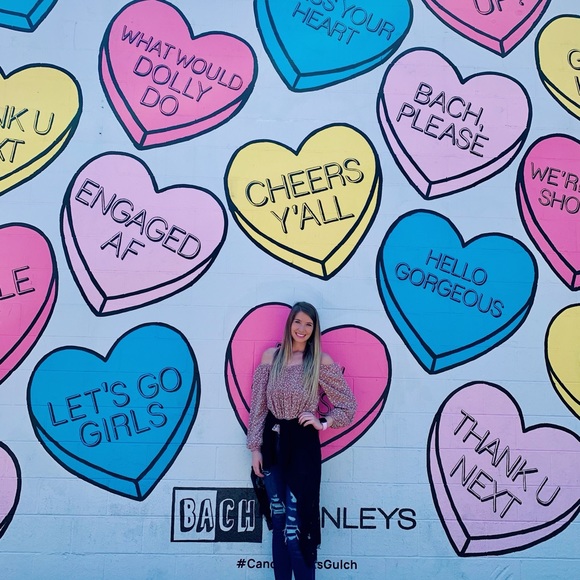 Meet your Posher, Erin - Picture 2 of 2